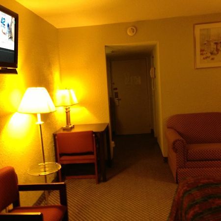 Americas Best Value Inn Macomb Luaran gambar