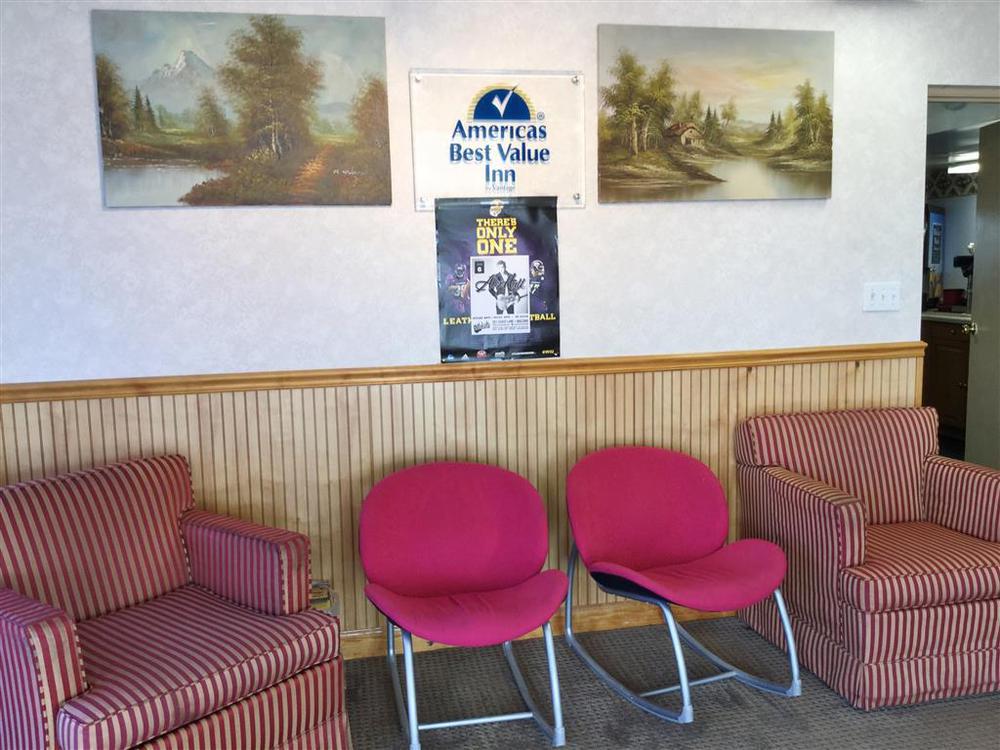 Americas Best Value Inn Macomb Dalaman gambar