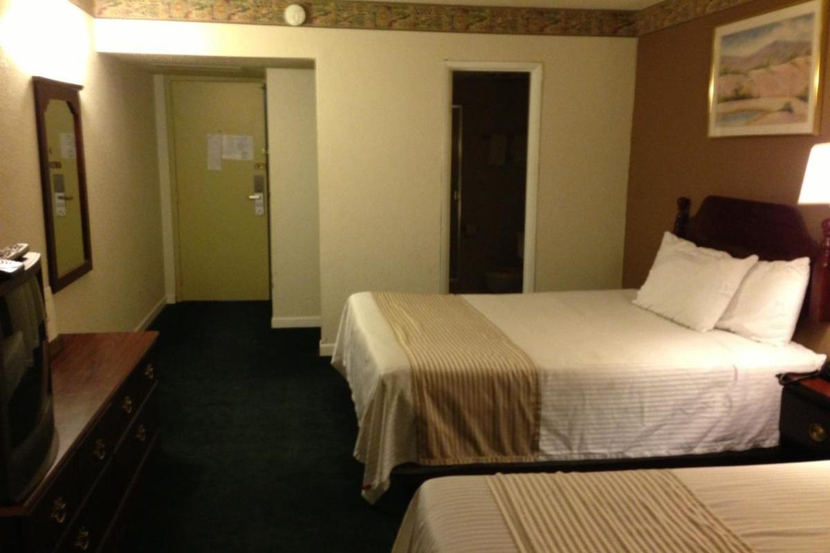Americas Best Value Inn Macomb Luaran gambar