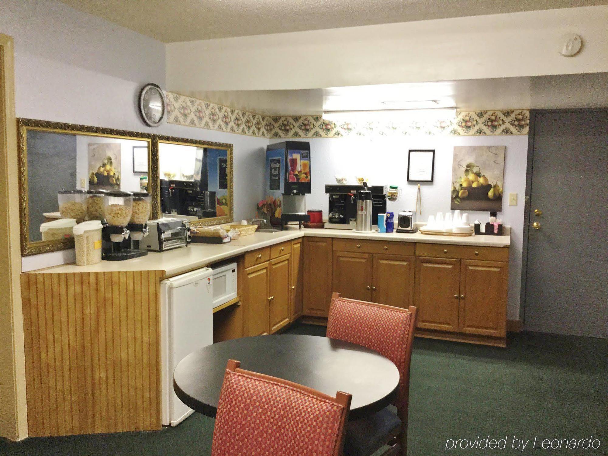 Americas Best Value Inn Macomb Luaran gambar